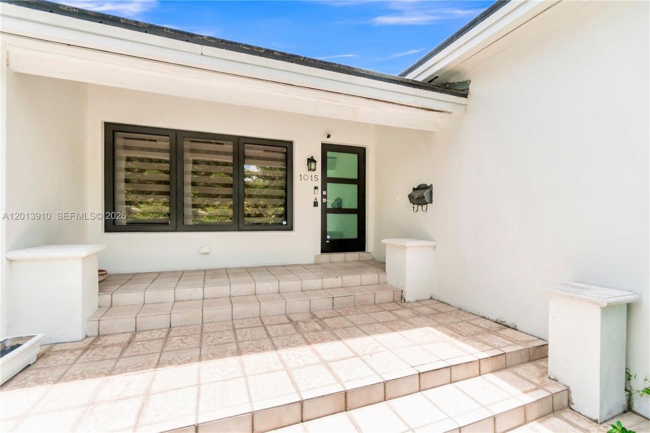 1015 Pizarro St, Coral Gables, FL 33134 Photo