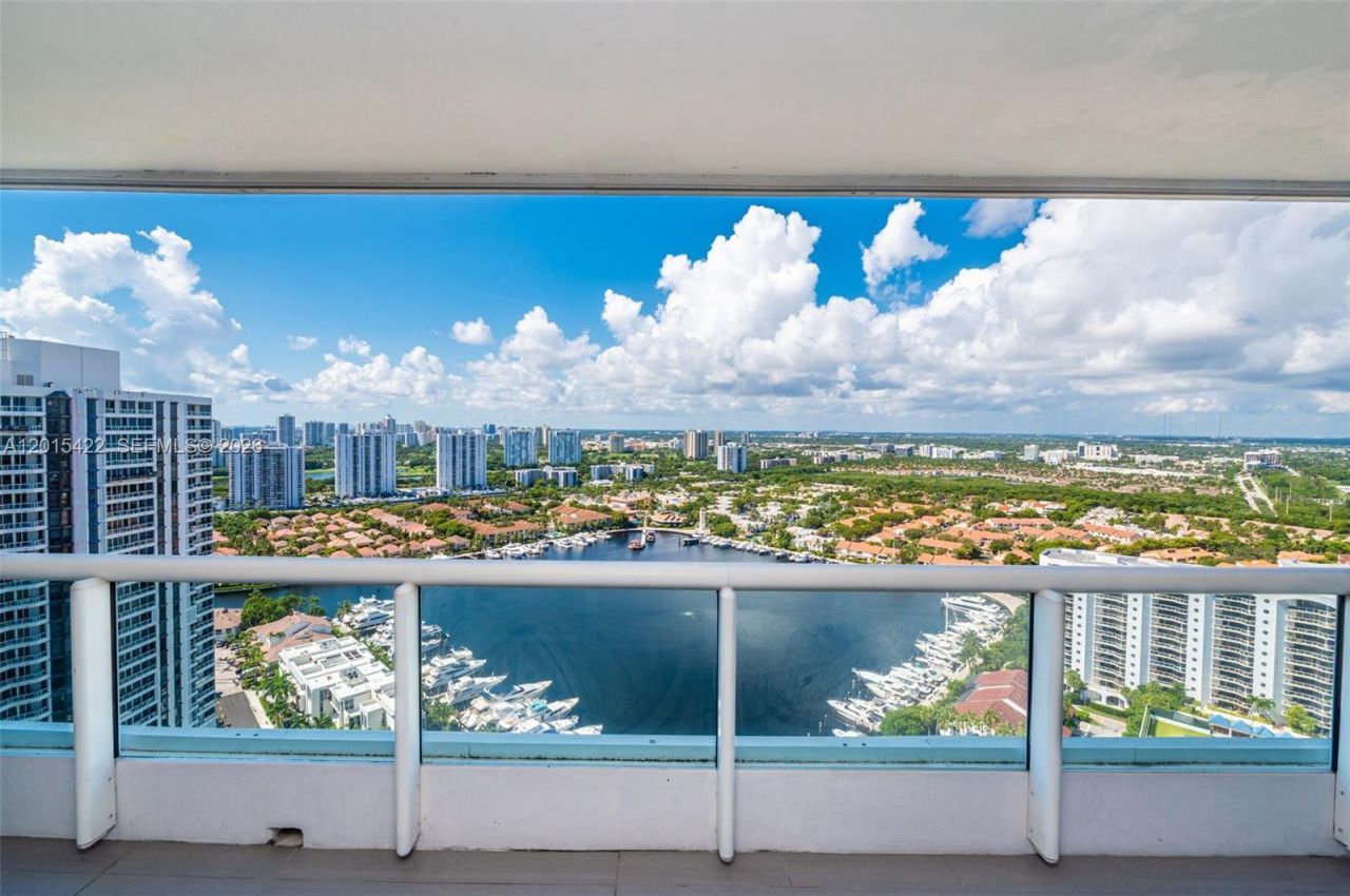 21205 Yacht Club Dr, Unit 3107, Aventura, FL 33180 Photo