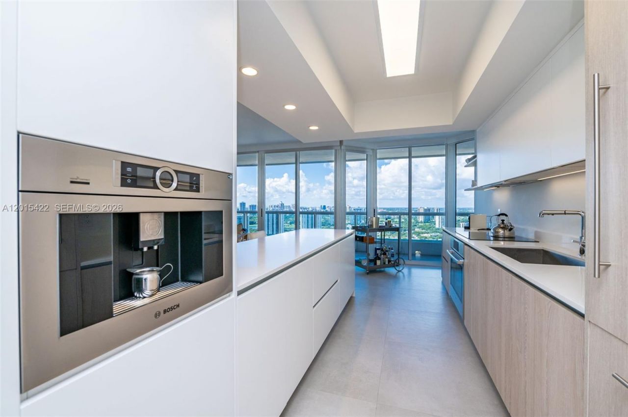 21205 Yacht Club Dr, Unit 3107, Aventura, FL 33180 Photo
