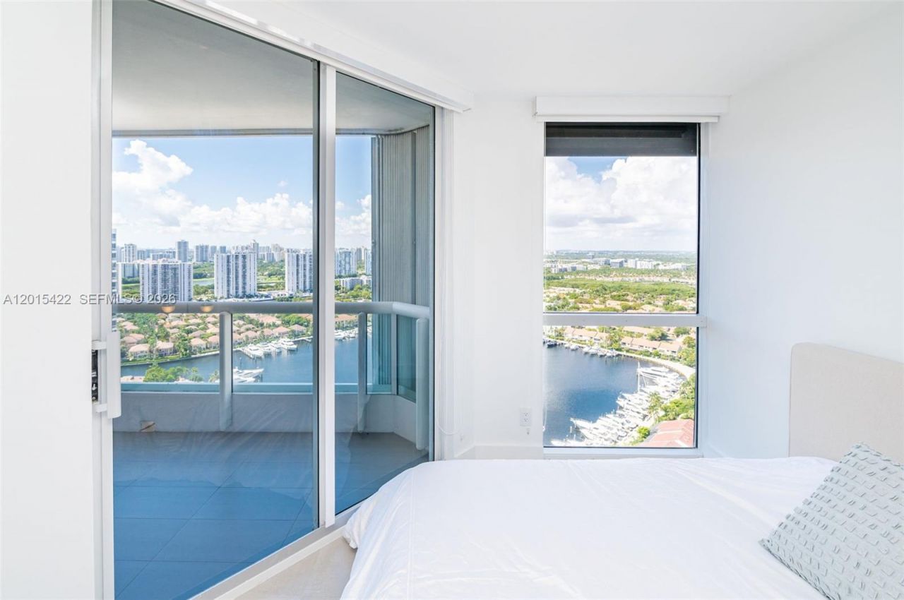 21205 Yacht Club Dr, Unit 3107, Aventura, FL 33180 Photo