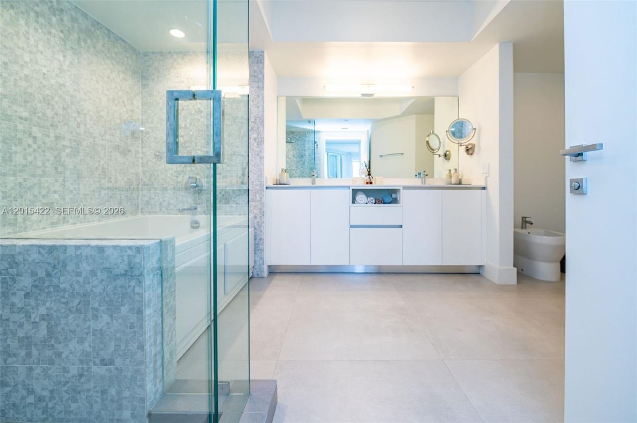 21205 Yacht Club Dr, Unit 3107, Aventura, FL 33180 Photo