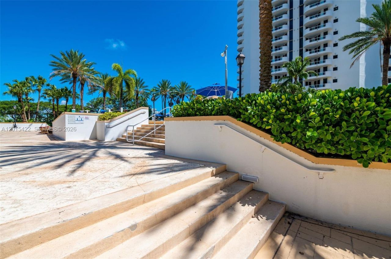 21205 Yacht Club Dr, Unit 3107, Aventura, FL 33180 Photo