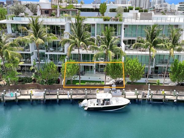 1201 20th St , Unit 204, Miami Beach, FL 33139