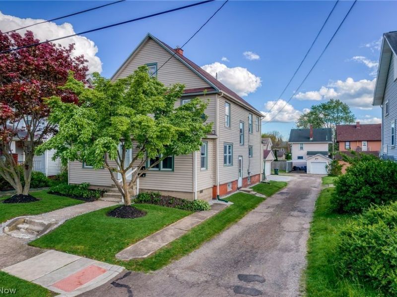 2906 7th Street NW, Canton, OH 44708 Photo 2