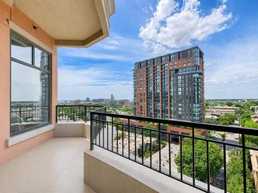 2828 Hood Street, Unit 1008, Dallas, TX 75219