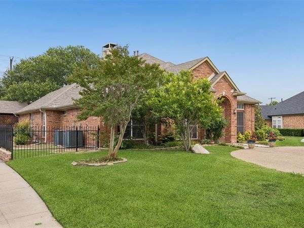 3402 Juniper Court, Rowlett, TX 75088
