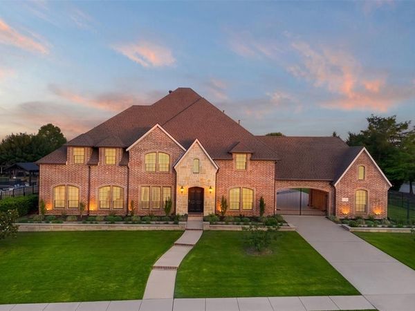1302 Featherwood Drive, Murphy, TX 75094