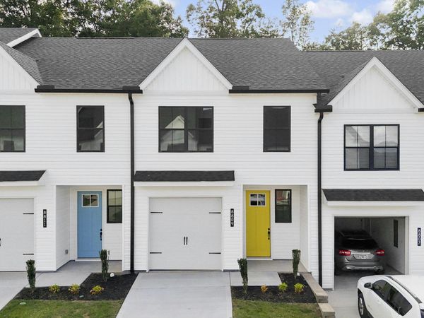 8809 Chapman Trace Way, Knoxville, TN 37920