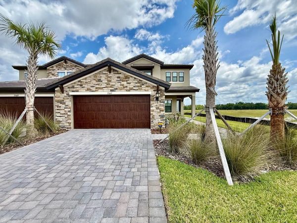 35617 STABLETON LANE , ZEPHYRHILLS, FL 33541