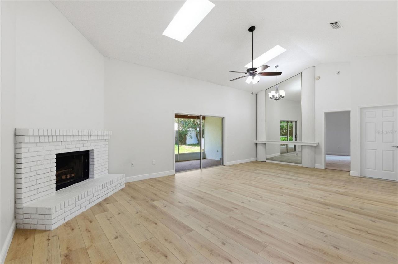 5121 Stratemeyer Drive , Orlando, FL 32839 Photo