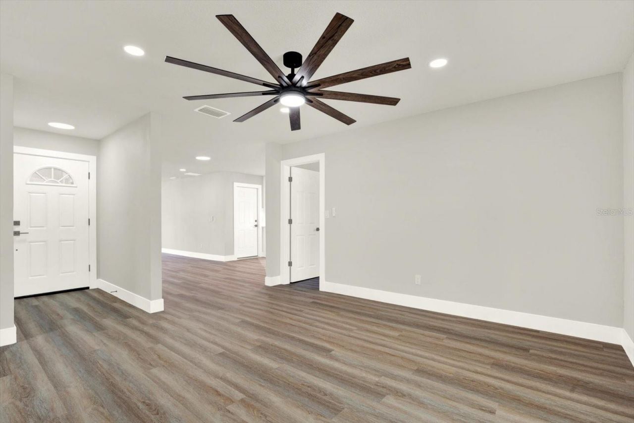 6341 Elmhurst Drive , Pinellas Park, FL 33782 Photo