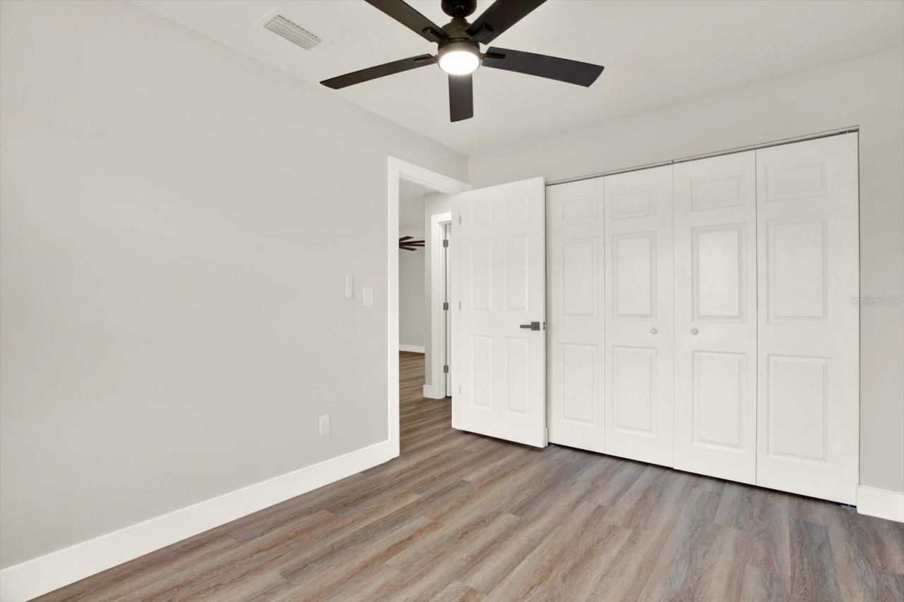 6341 Elmhurst Drive , Pinellas Park, FL 33782 Photo