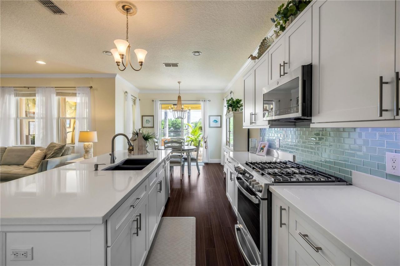 2708 Atlantis Drive, New Smyrna Beach, FL 32168 Photo