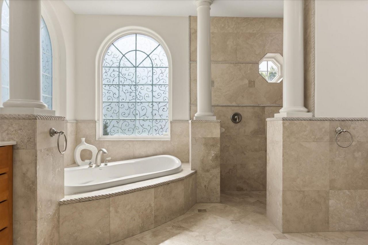 1554 Lake Rhea Drive , Windermere, FL 34786 Photo