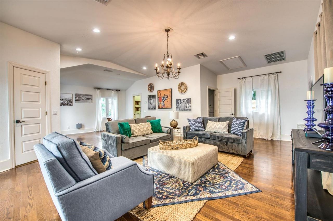 76 S Washington Drive, Sarasota, FL 34236 Photo