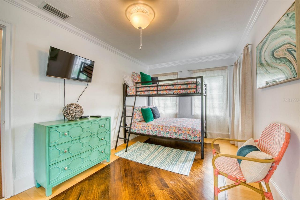 76 S Washington Drive, Sarasota, FL 34236 Photo