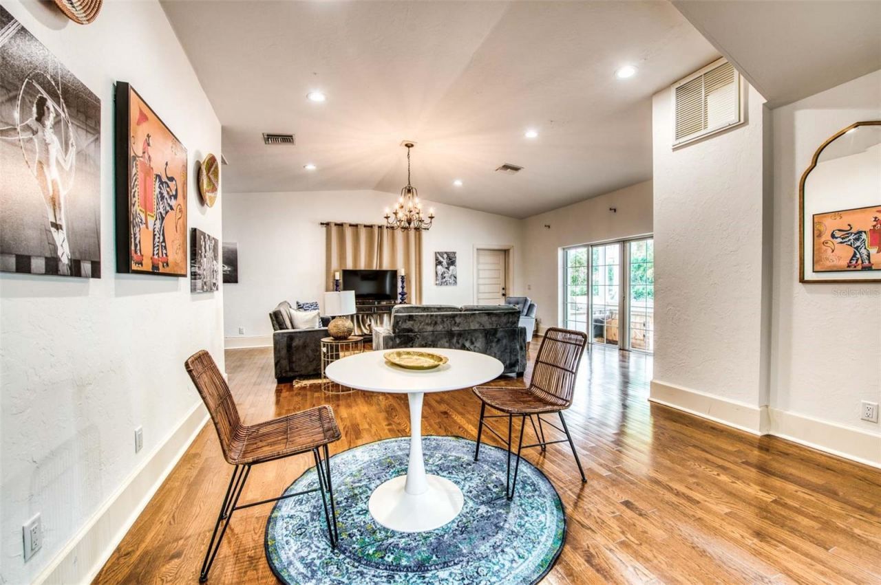 76 S Washington Drive, Sarasota, FL 34236 Photo