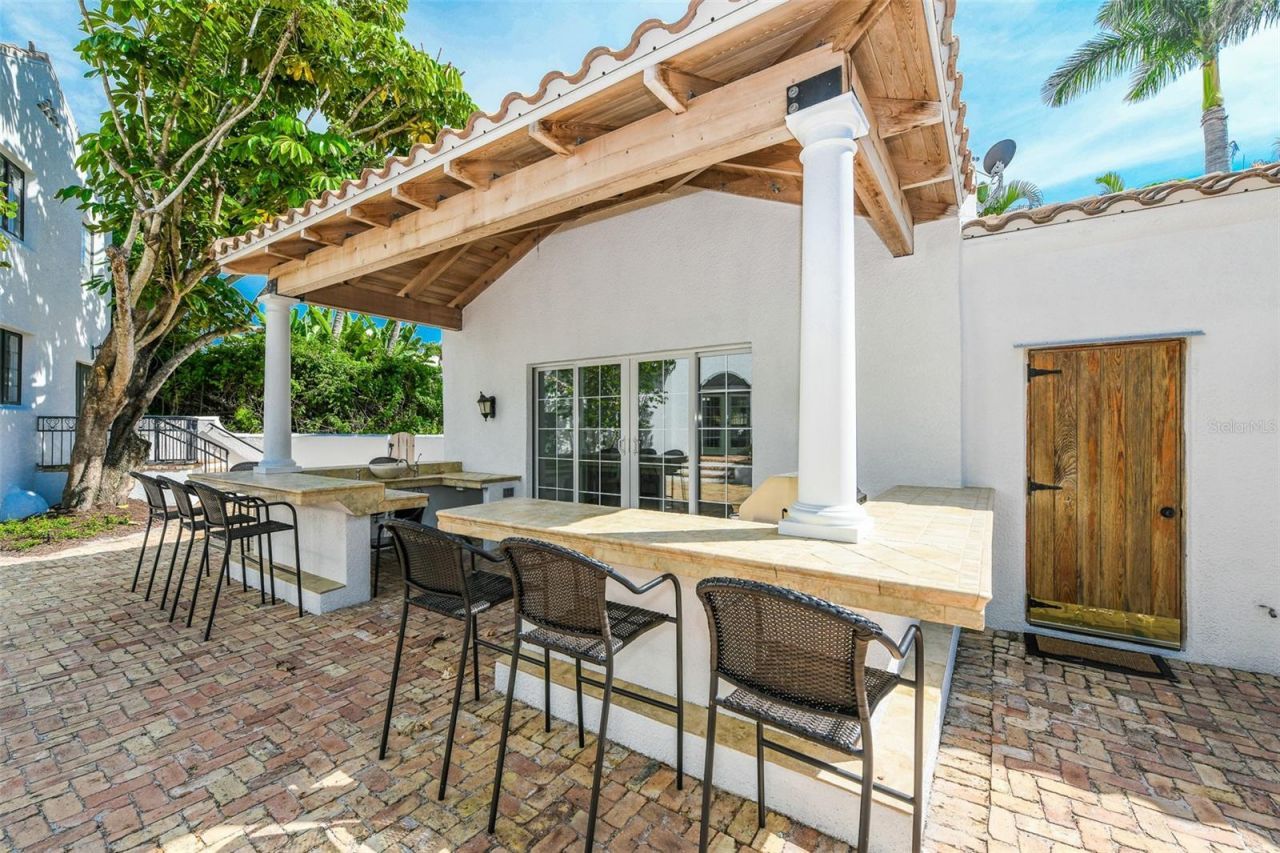 76 S Washington Drive, Sarasota, FL 34236 Photo