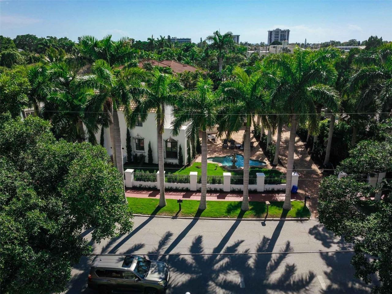 76 S Washington Drive, Sarasota, FL 34236 Photo