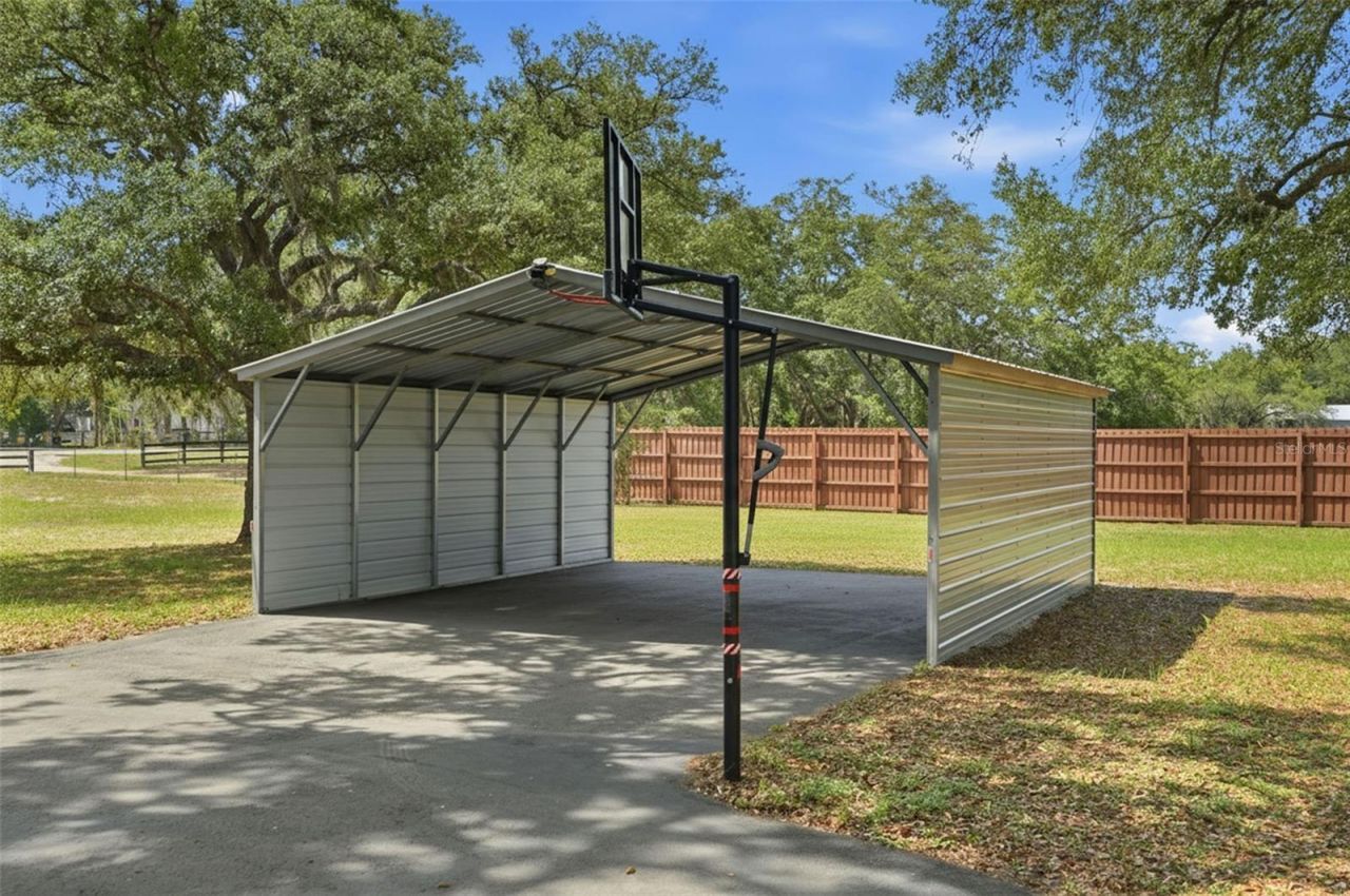 15620 Hays Road , Spring Hill, FL 34610 Photo