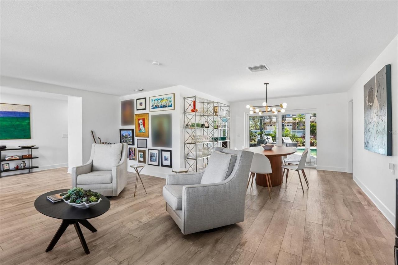 3203 Hibiscus Drive W, Belleair Beach, FL 33786 Photo