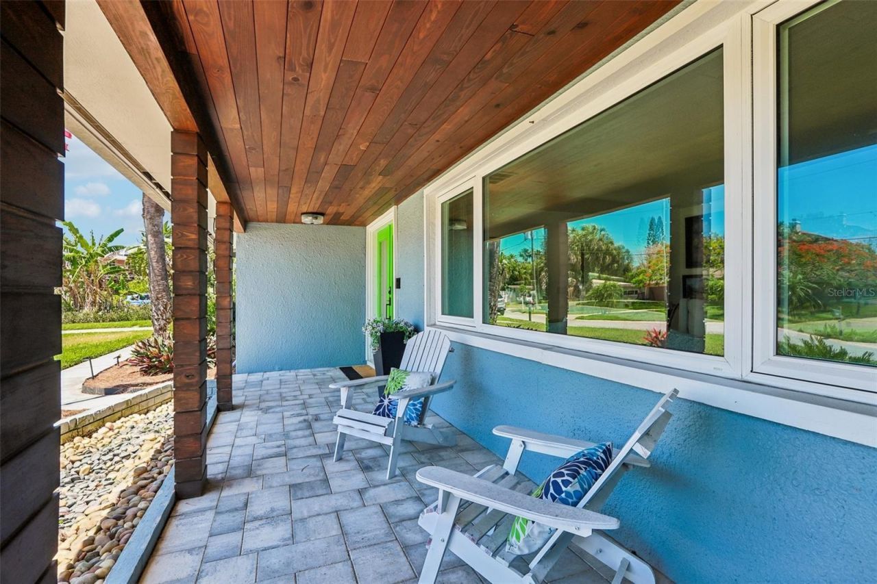 3203 Hibiscus Drive W, Belleair Beach, FL 33786 Photo