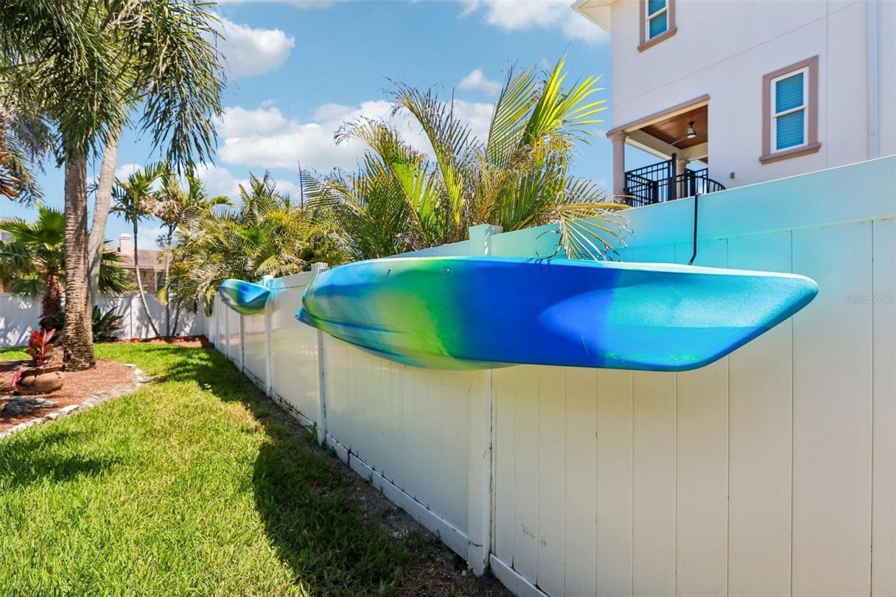 3203 Hibiscus Drive W, Belleair Beach, FL 33786 Photo