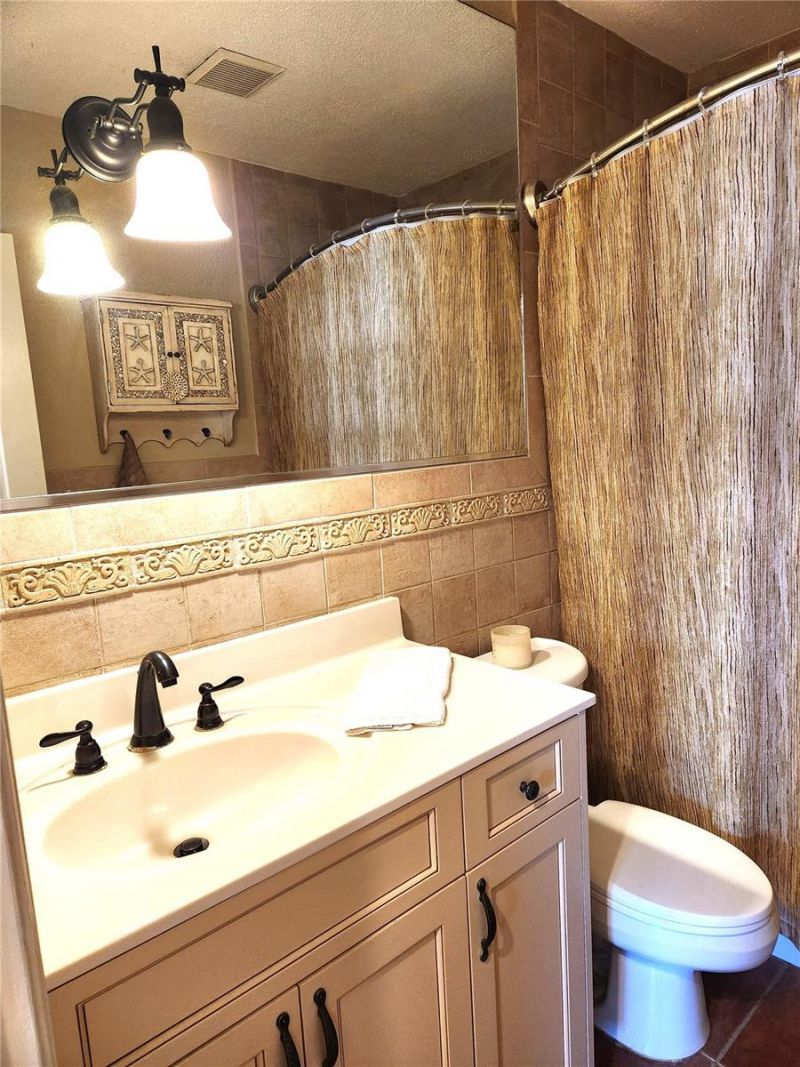 316 Alba Street E, Venice, FL 34285 Photo