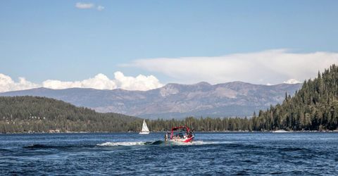 16859 Northwoods Boulevard, Truckee, CA 96161 Photo