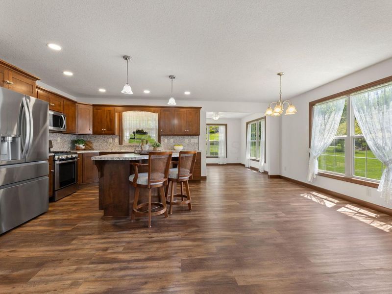 3814 Apple Valley Drive , Howard, OH 43028 Photo 7