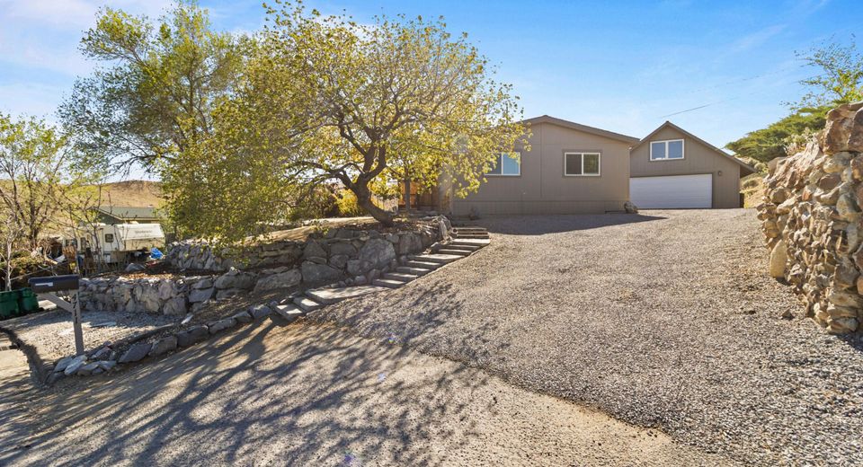 4711 W Leonesio Drive, Sun Valley, NV 89433 Photo