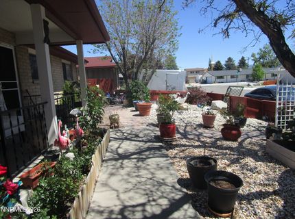 908 Ivy Street, Carson City, NV 89703 Photo