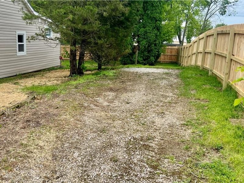 4 E 2nd (second) Street, Christiansburg, OH 45389 Photo 33