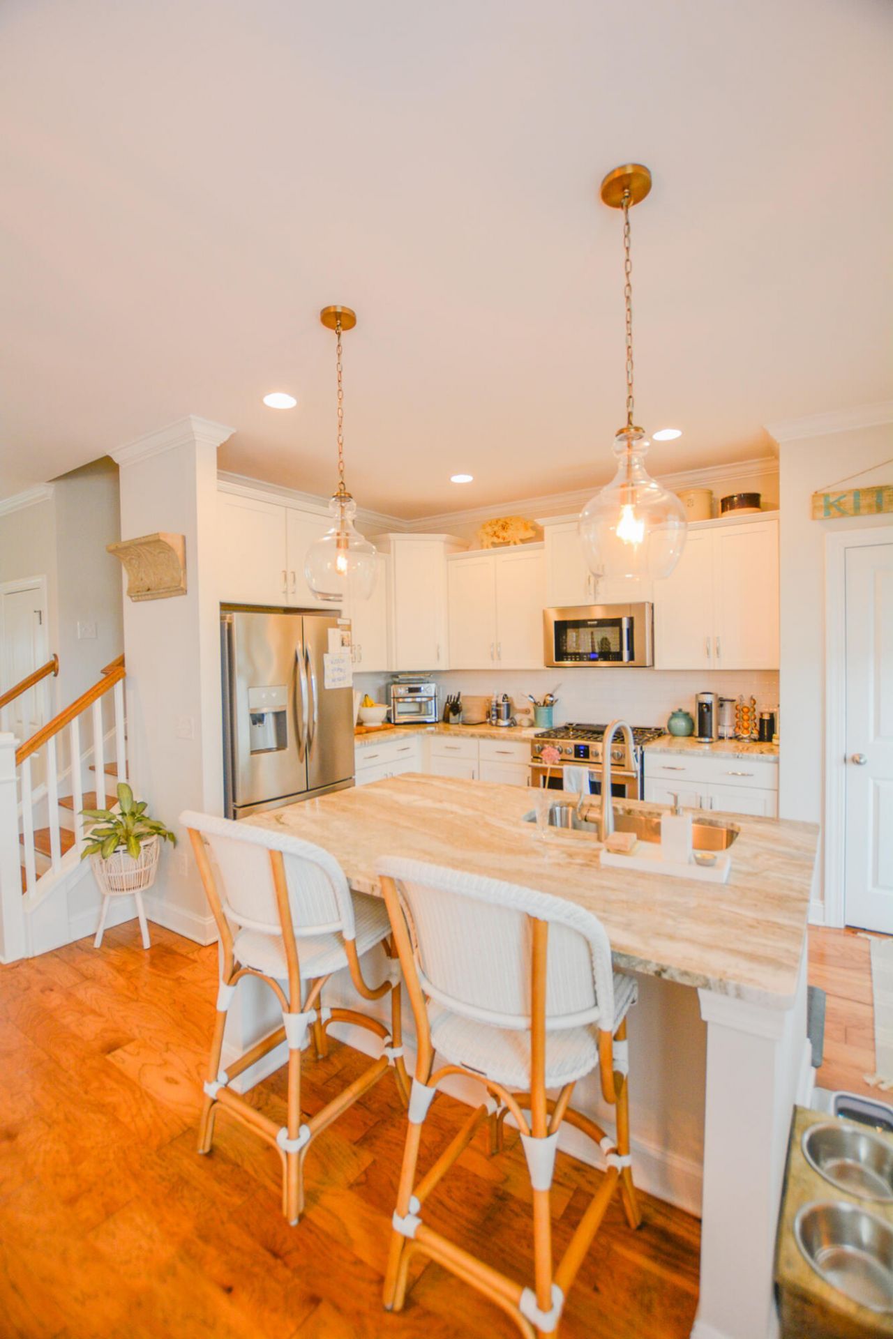 1596 Prince Edward Street Photo 10