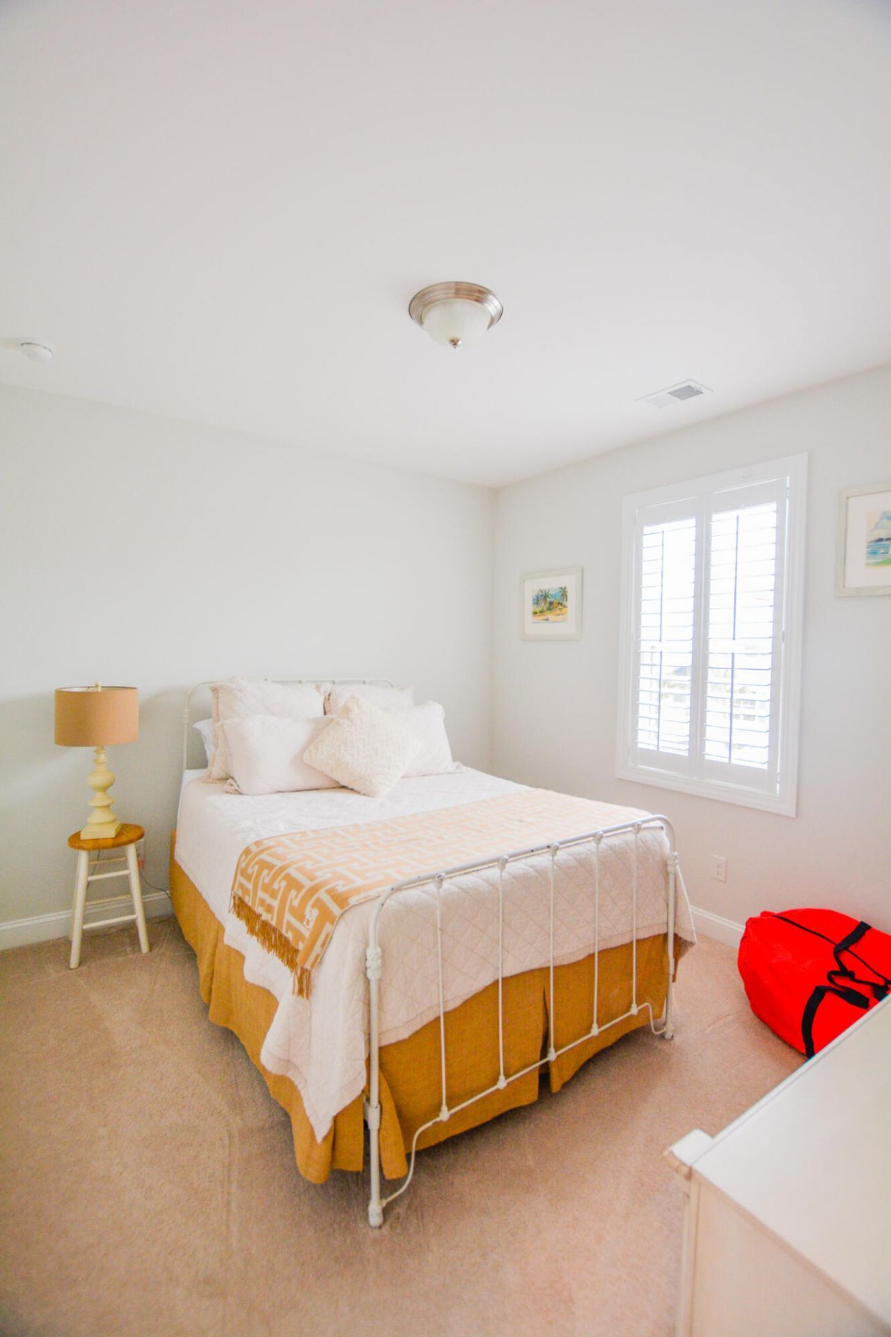 1596 Prince Edward Street Photo 22