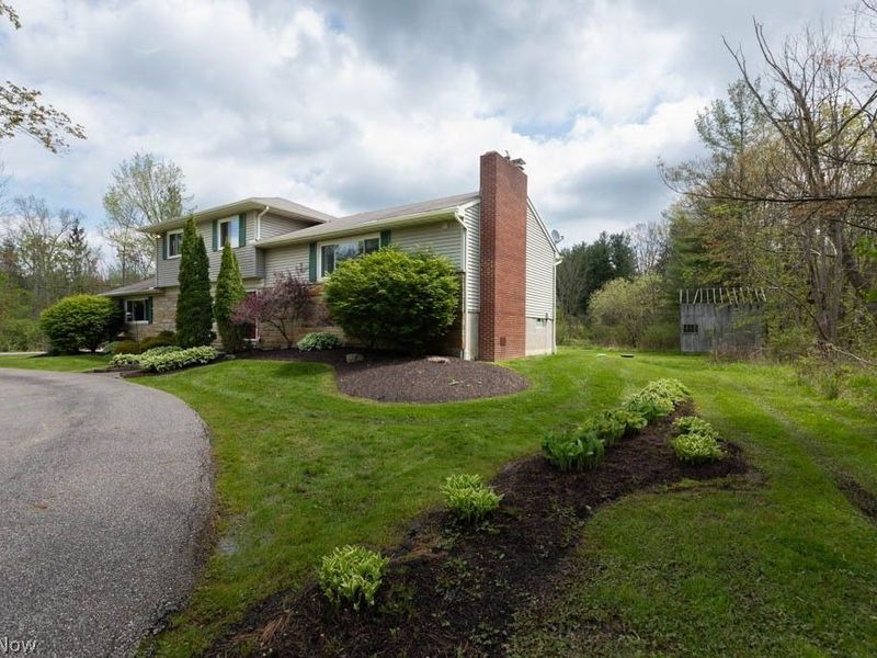 13047 Forest Road, Burton, OH 44021 Photo 11