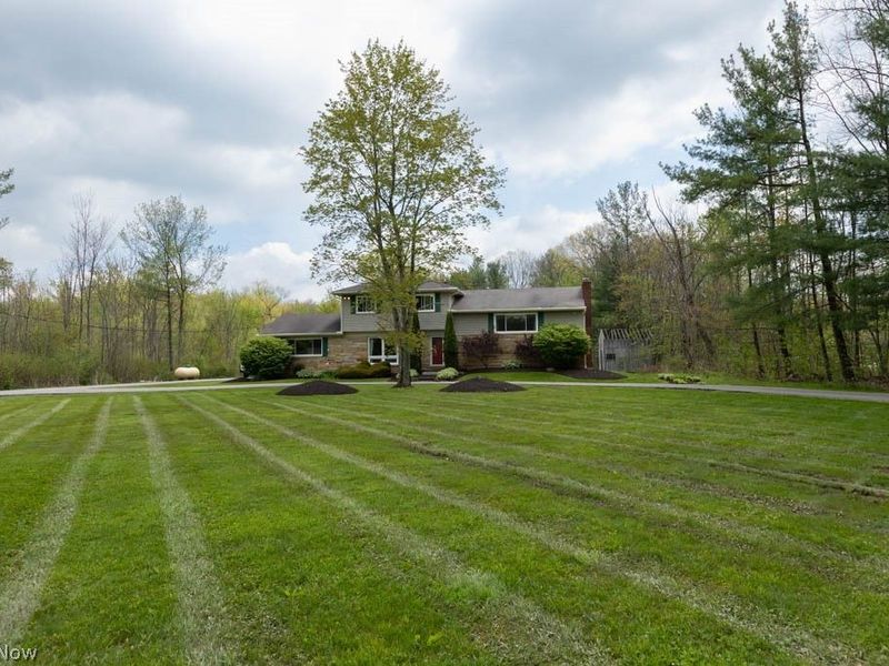13047 Forest Road, Burton, OH 44021 Photo 5
