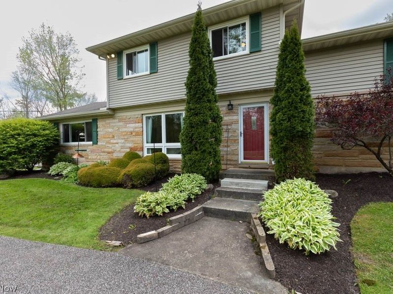 13047 Forest Road, Burton, OH 44021 Photo 8