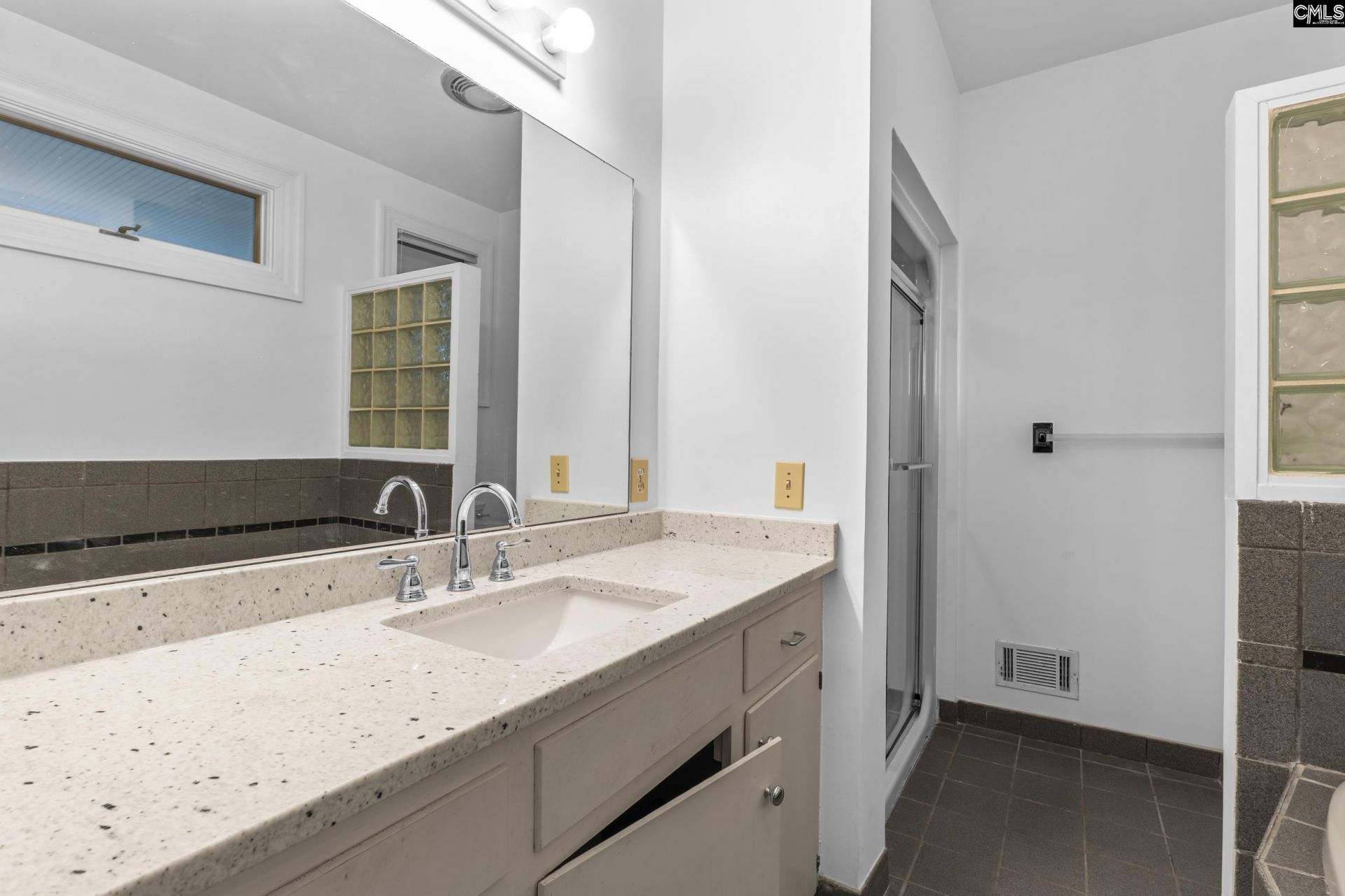361 Emerald Drive Photo 15