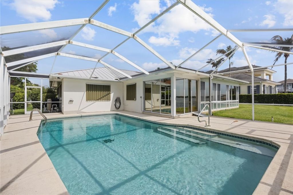 17 Marine Drive, Vero Beach, FL 32960 Photo