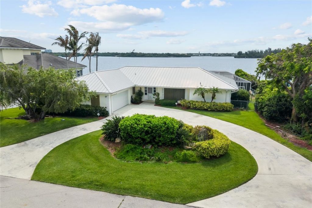 17 Marine Drive, Vero Beach, FL 32960 Photo