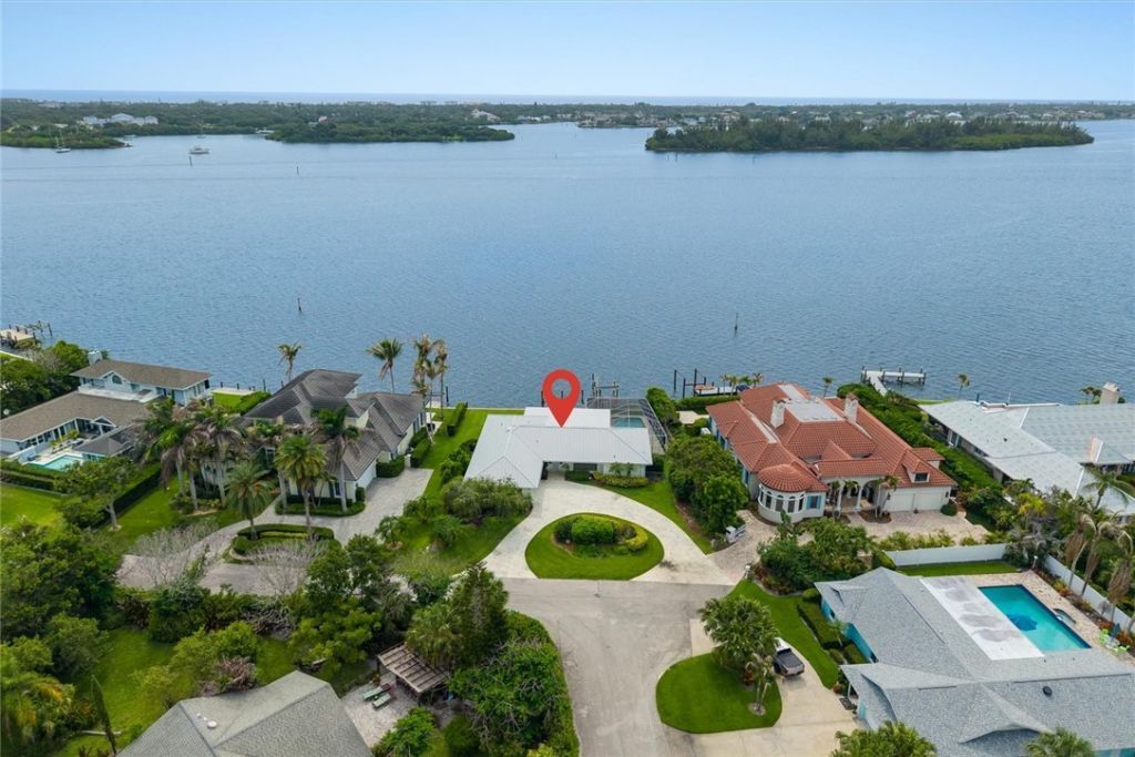 17 Marine Drive, Vero Beach, FL 32960 Photo