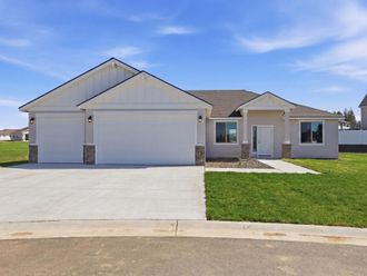 1226 N Park Ct Deer Park, WA 99006