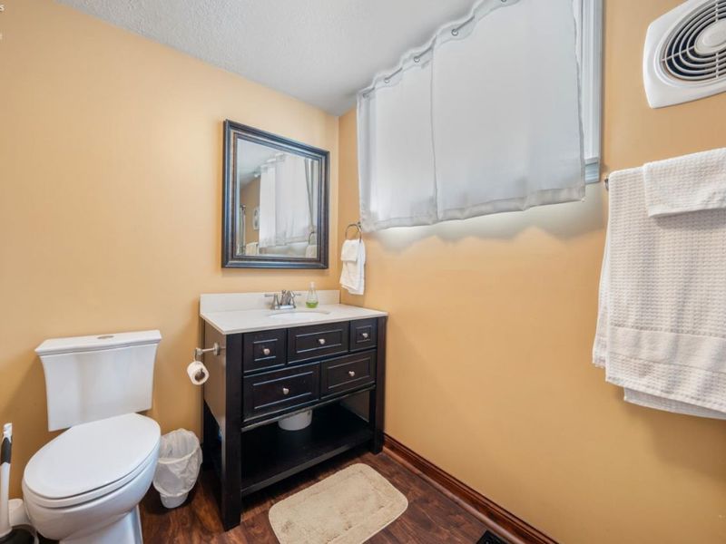 403 E 4th Street, Port Clinton, OH 43452 Photo 28
