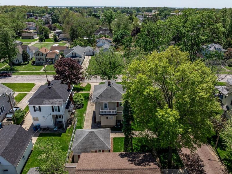 403 E 4th Street, Port Clinton, OH 43452 Photo 41