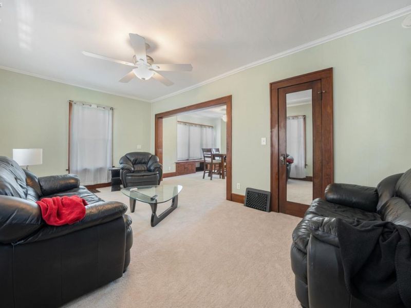 403 E 4th Street, Port Clinton, OH 43452 Photo 7