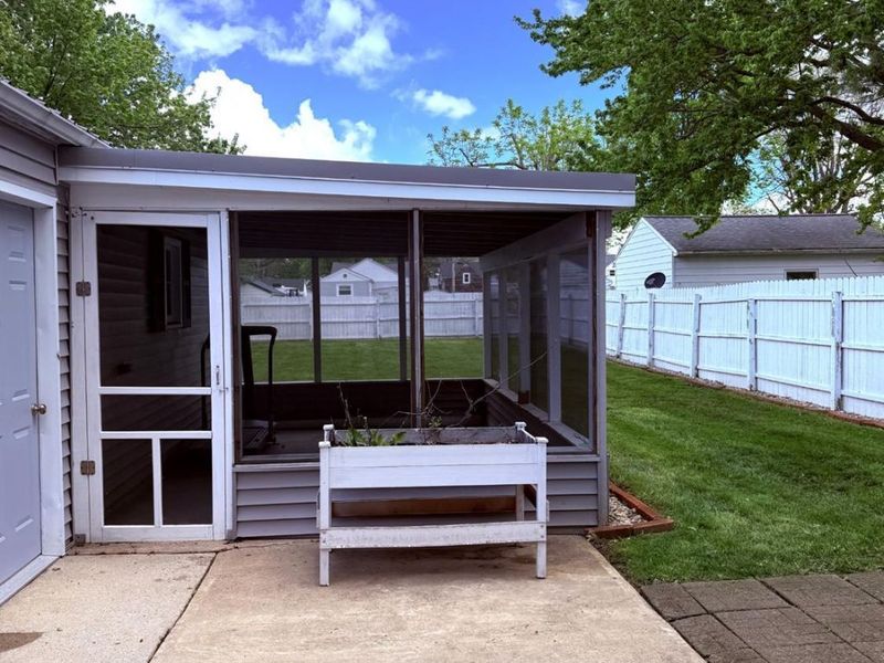 406 W Park, Oak Harbor, OH 43449 Photo 21
