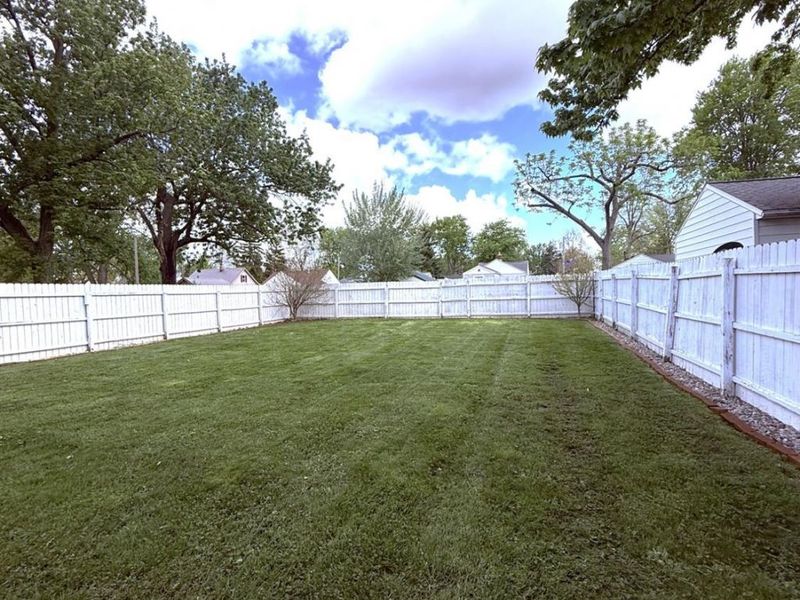 406 W Park, Oak Harbor, OH 43449 Photo 22