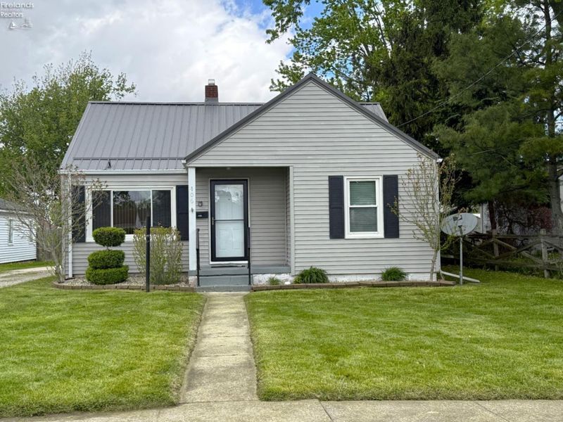 406 W Park, Oak Harbor, OH 43449 Photo 24
