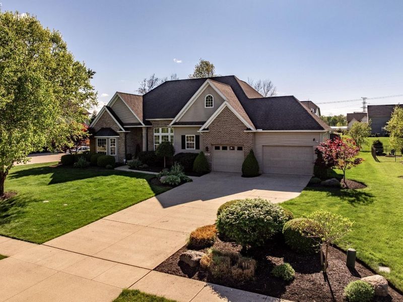 2580 Fairfield Drive, Avon, OH 44011 Photo 1
